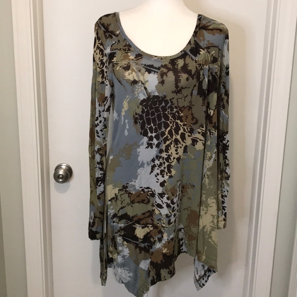 VIVIENNE TAM Blue Green Combo  Long Sleeve Shirt Size Large